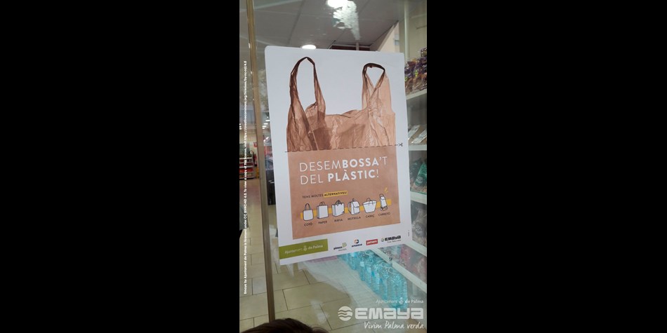 Advertisement To Decrease Single Use Plastic Bag Consumption